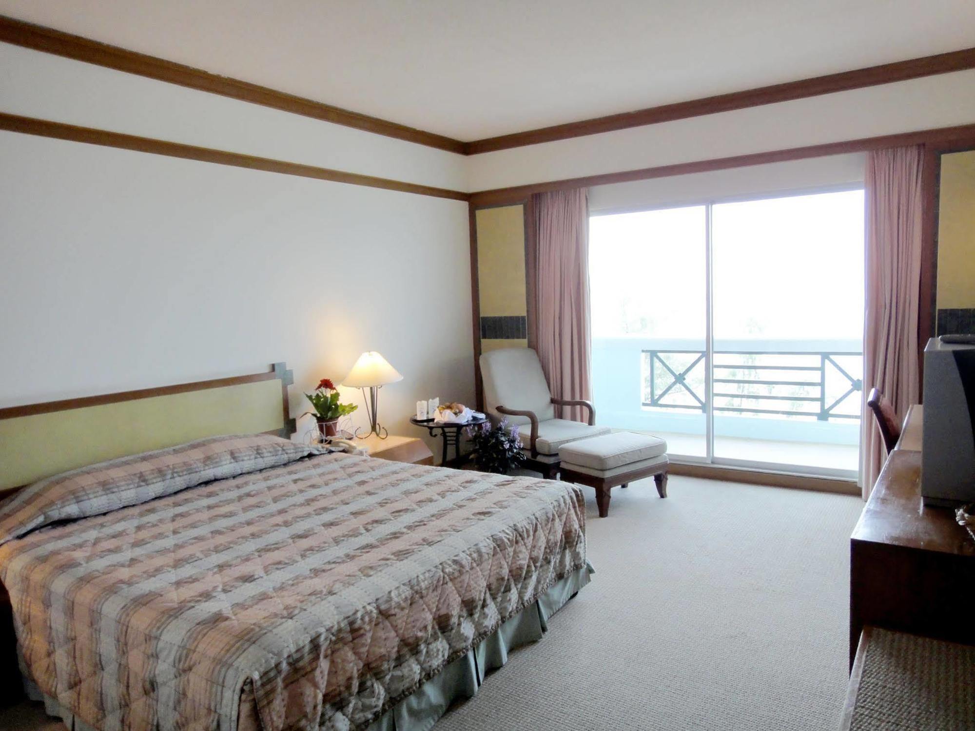 Bp Samila Beach Hotel & Resort Songkhla Extérieur photo