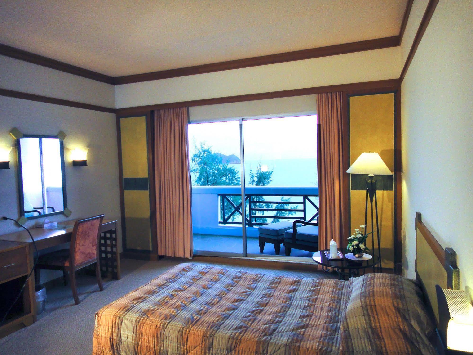 Bp Samila Beach Hotel & Resort Songkhla Extérieur photo